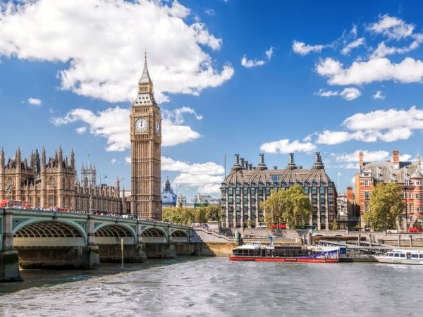 PW126-London